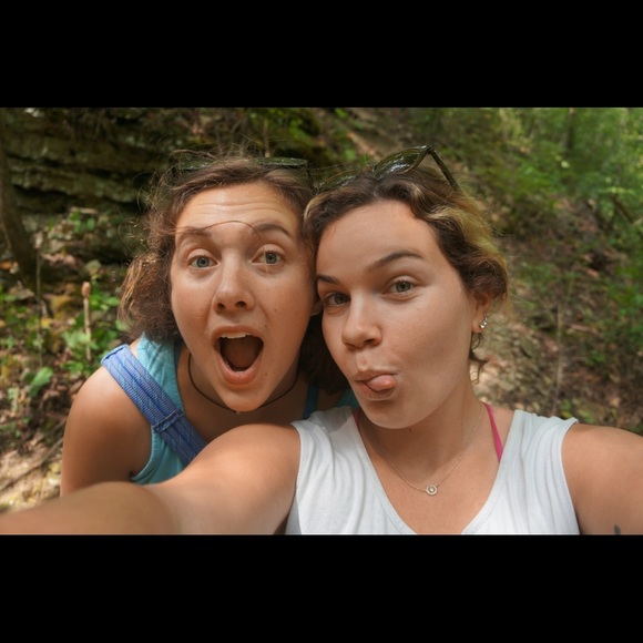 Meet your Posher, Colleen - Picture 1 of 1